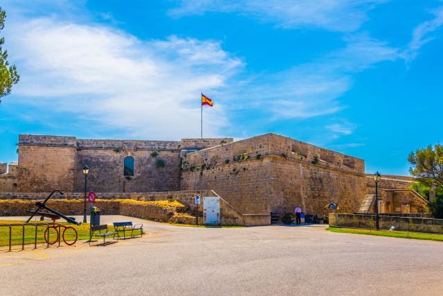 Le château de San Carlos, le musée militaire de l'île